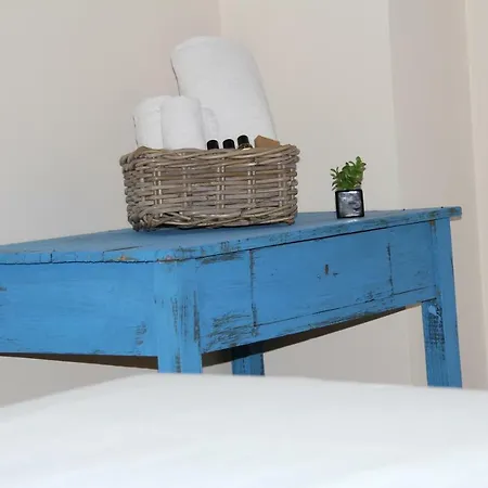 Urban Pop Bed & Breakfast